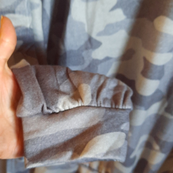 SALE❣camouflage Hi-Lo split sides to - Picture 8 of 11